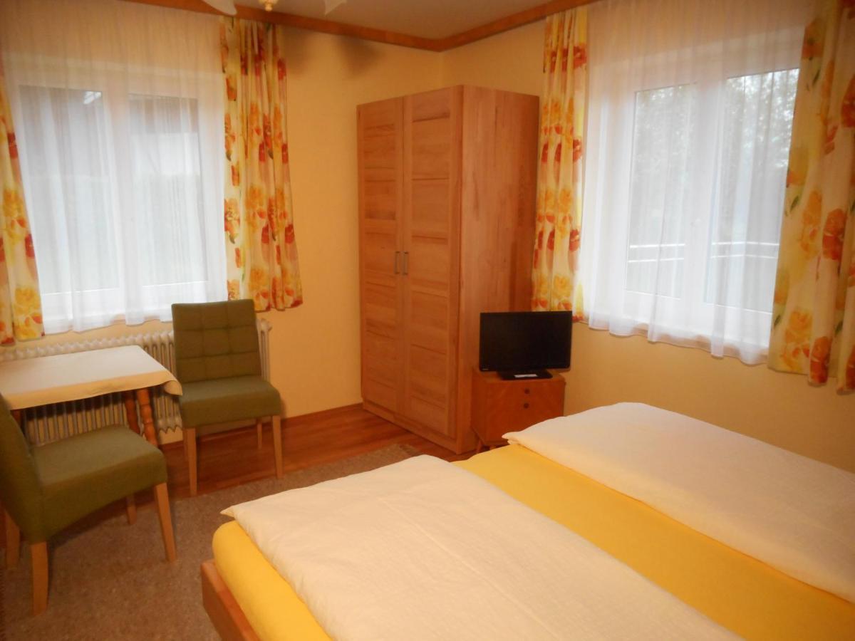 Bed and Breakfast Haus Amalia Strobl Exterior foto