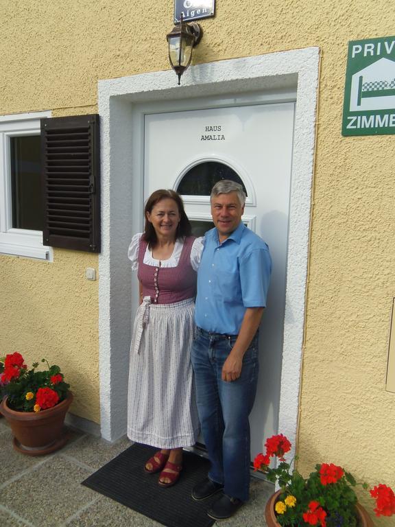 Bed and Breakfast Haus Amalia Strobl Exterior foto