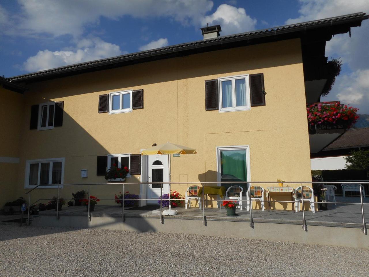 Bed and Breakfast Haus Amalia Strobl Exterior foto